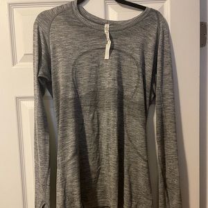 Lululemon Swiftly Long Sleeve top GREAT condition